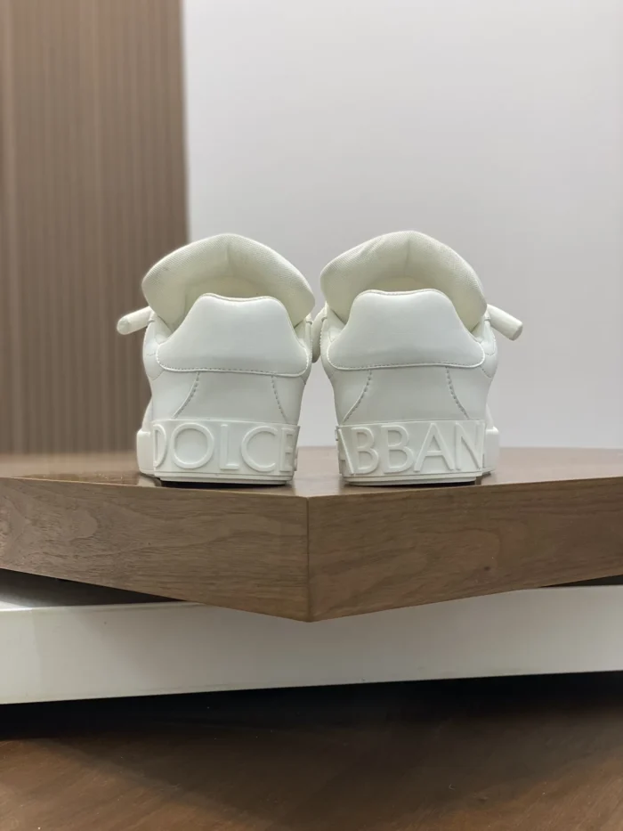 Dolce & Gabbana Leather Lace-up Sneakers In White